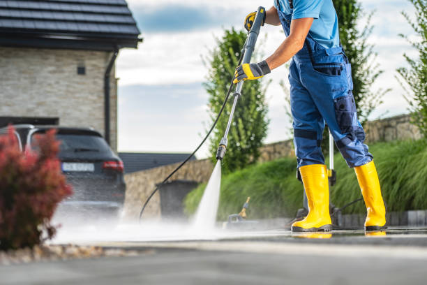 Best Garage Pressure Washing  in Anton, TX
